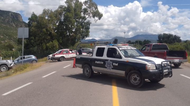 Accidente en Tlacolula: Fuerte choque deja dos personas muertas y una herida