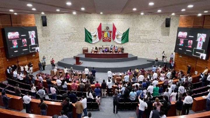 Reciben diputados de Oaxaca de manera virtual Sexto Informe de Alejandro Murat