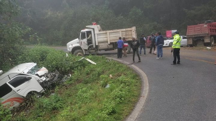 Accidente en la carretera Ixtlán-Tuxtepec de Oaxaca deja 9 heridos