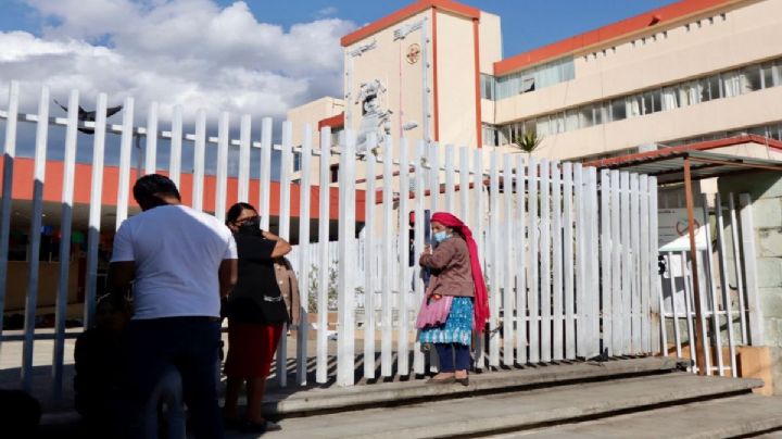 Declaran con muerte cerebral a niña diagnosticada con rabia en Oaxaca; bebé con pronóstico alentador