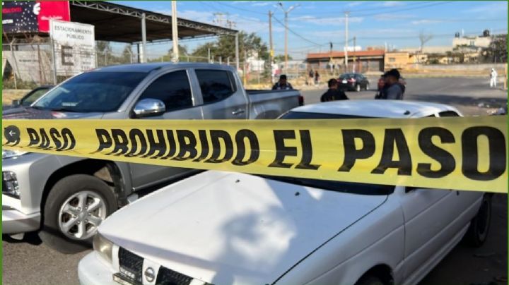 Fuertes imágenes atestiguan muerte de una mujer a bordo de motocicleta en Oaxaca | VIDEO