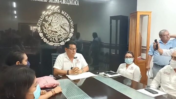 Separan a Juez Cívico de Salina Cruz por caso de Abigail H