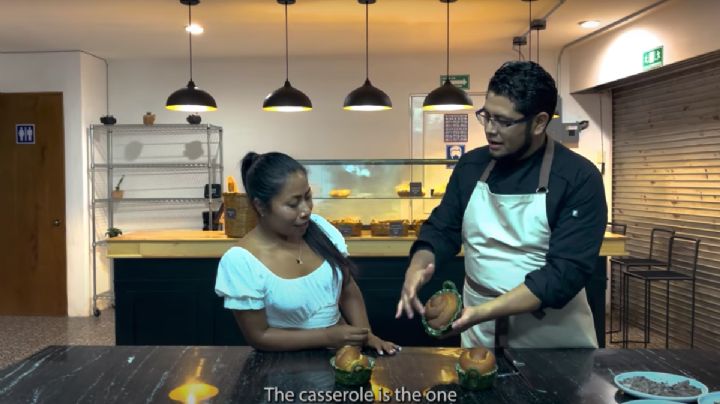 Pan de Cazuela: Yalitza Aparicio prepara esta delicia oaxaqueña junto a reconocido chef | VIDEO