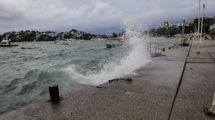 Tormenta Kay evoluciona a huracán hoy lunes 5 de septiembre; así afectará a Oaxaca