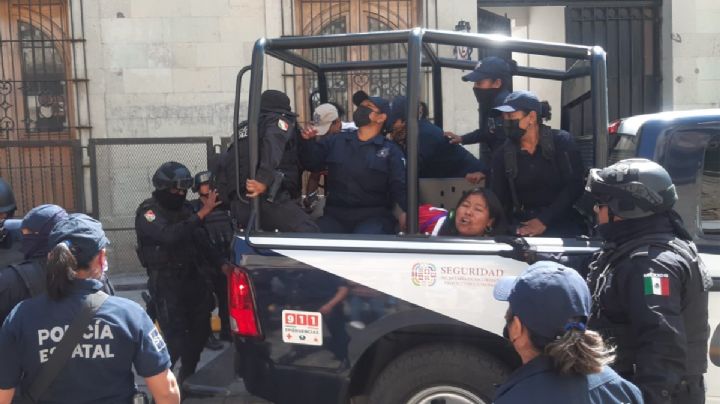 Comunidad Triqui: Detienen a la líder tras manifestarse por enésima vez en el Zócalo de Oaxaca