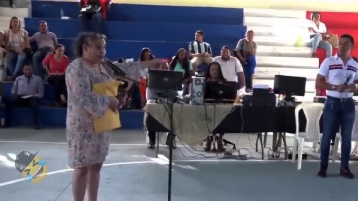 Maestra gana plaza para dar clases de inglés, ¡sin saber el idioma! | VIDEO