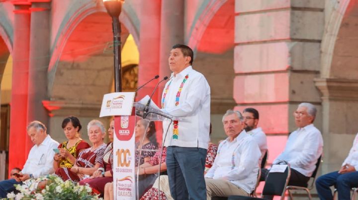 Salomón Jara celebra 100 días de gobierno con marcha en Oaxaca