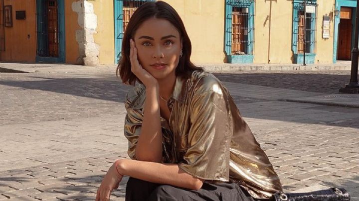 Inspírate: El outfit coqueto y cómodo de Claudia Martín para pasear por las calles de Oaxaca | FOTOS