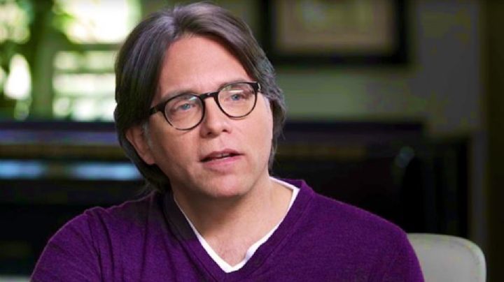 Keith Raniere, el líder preso de NXIVM señala a dueño de medio mexicano de querer asesinarlo