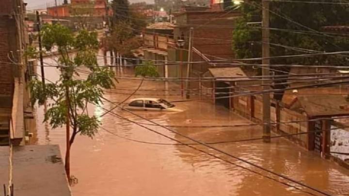 Tlacolula, Oaxaca bajo el agua: Calles inundadas y viviendas afectadas por tormenta del 13 de abril