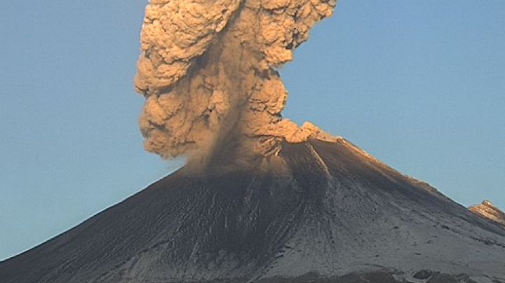 ¿En qué fase está el Volcán Popocatépetl y qué significan los colores del semáforo de alerta?