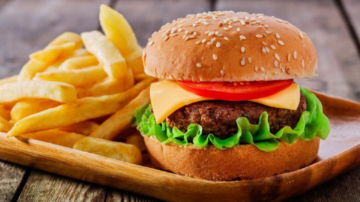 Carl's Jr, McDonald's y Burger King celebran el Día de la Hamburguesa regalando combos