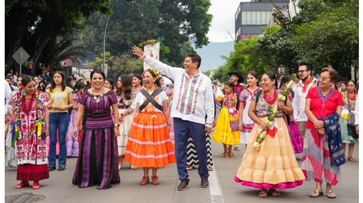 Oaxaqueños avisan de la fiesta de colores y sabores en la Guelaguetza 2023