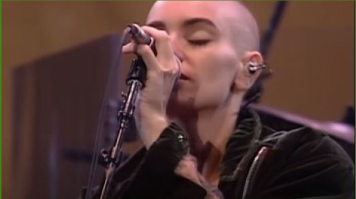 Muere Sinead O'Connor: así fue el icónico momento en que destruyó una foto del Papa en televisión