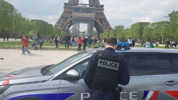 Turista mexicana es víctima de violación colectiva cerca de la Torre Eiffel en París