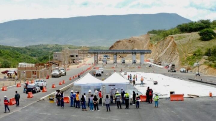 ¿Cuántas casetas de cobro tiene la nueva autopista a Puerto Escondido y cuánto valdrían?