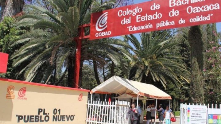 Estudiantes del COBAO se reinscriben gratis este 2024 en Oaxaca