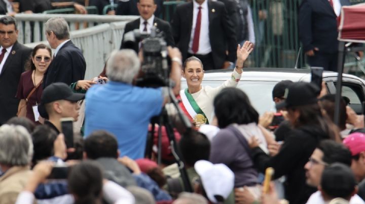 VIDEO | La presidenta de México Claudia Sheinbaum ofrece su primer mensaje en el Zócalo de CDMX