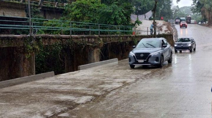 Reabren circulación en carretera Oaxaca-Tuxtepec tras colapso del puente en Arroyo Choapam