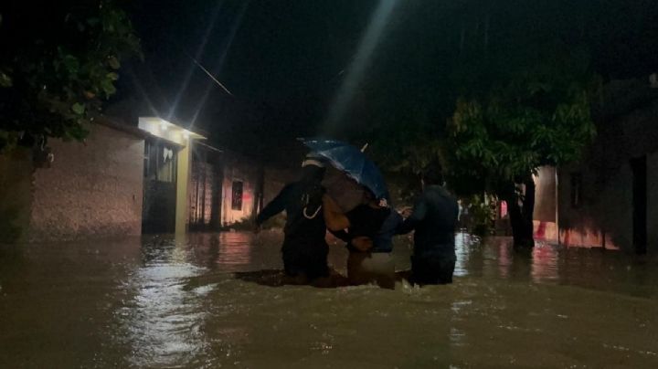 Inundación en Juchitán saca a flote solidaridad: Estas son 3 historias