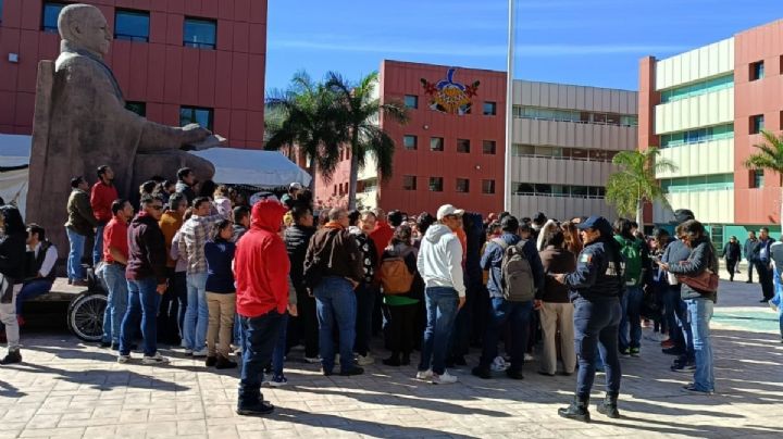 Iniciarán denuncias penales contra empleados de gobierno por tráfico de plazas