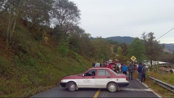 ¿Hay BLOQUEO del MULT en OAXACA sobre la carretera Juxtlahuaca – Huajuapan hoy 24 de diciembre?