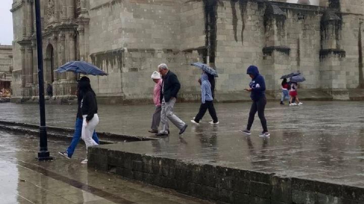 Invierno muy frío: Cielo nublado, lluvias aisladas y alto oleaje en OAXACA este 25 de diciembre
