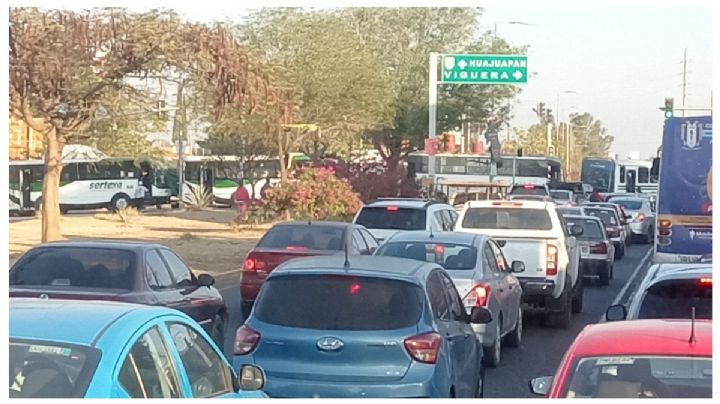 Normalistas toman camiones en OAXACA; ¿habrá BLOQUEOS este martes 12 de marzo?