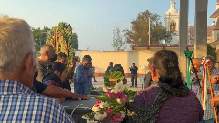 Despiden a los héroes de San Lucas Quiaviní fallecidos en incendio forestal de OAXACA