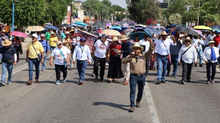 Piden a magisterio no prolongar plantón para evitar afectaciones a estudiantes de OAXACA