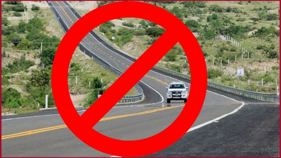 La flamante carretera que conecta la capital con Puerto Escondido sigue presentando algunos problemas
