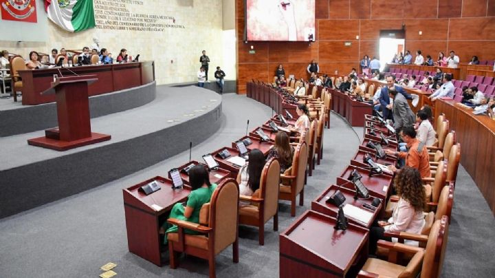 Sancionarán a diputados faltistas y flojos de Oaxaca