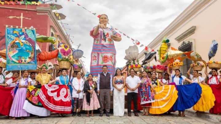 Guelaguetza 2024: así se ven las esculturas del “Sendero a las ocho regiones”