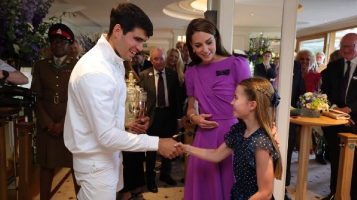 Kate Middleton reaparece en Wimbledon con un elegante vestido en color morado