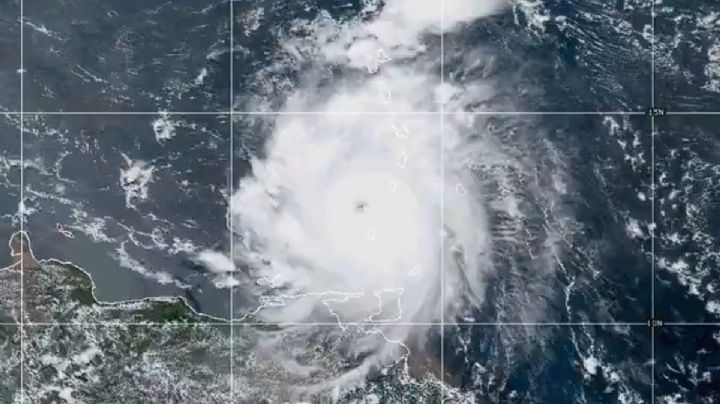 Huracán Beryl se degrada a categoría 4 mientras avanza a costas mexicanas este 2 de julio