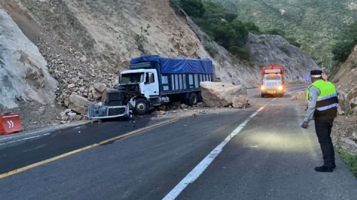 Guardia Nacional cierra carretera Oaxaca-Cuacnopalan por derrumbes ¿Cómo llegar y salir de Oaxaca?