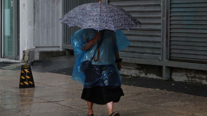 Lluvias intensas continúan en OAXACA, autoridades advierten por inundaciones y deslaves en la zona