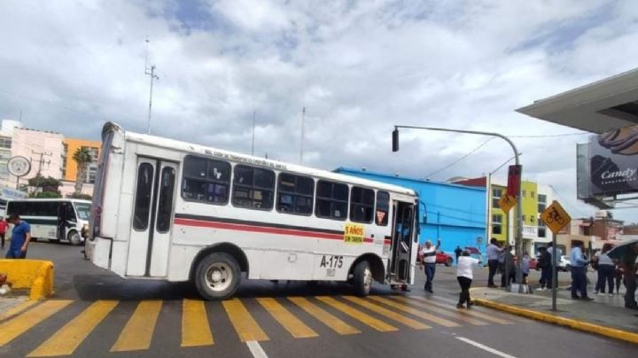 Bloqueos en OAXACA: Maestros de la CNTE toman la terminal de autobuses hoy 27 de agosto