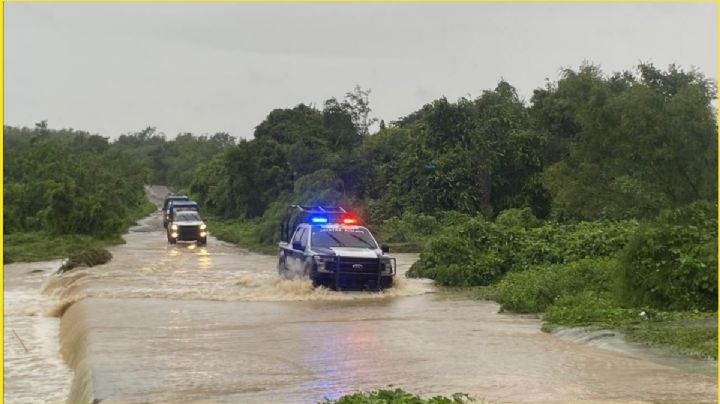 Protección Civil de OAXACA en ALERTA MÁXIMA en Pinotepa Nacional por remanentes de John