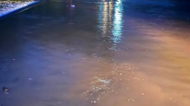 Cierran carretera Tuxtepec-OAXACA por crecida del arroyo Choapan y alertan a conductores no intentar cruzarlo