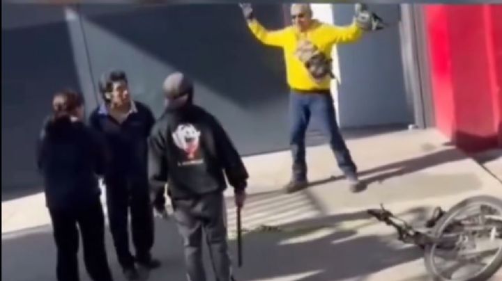 Semovi cancela licencia a chofer abusivo que agredió a ciclista en OAXACA | VIDEO