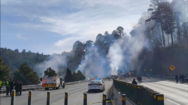 Explosión de pipa mantiene paralizada autopista México-Puebla ¿Rutas alternas para OAXACA?