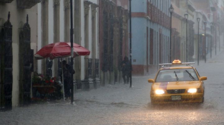 Lluvias torrenciales desplazan Ola de Calor en estas regiones de OAXACA