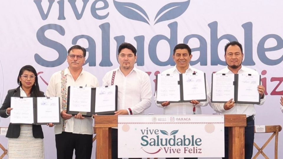 El gobernador de OAXACA, Salomón Jara se unió a otros gobernadores y a la presidenta Sheinbaum en el programa de salud en escuelas