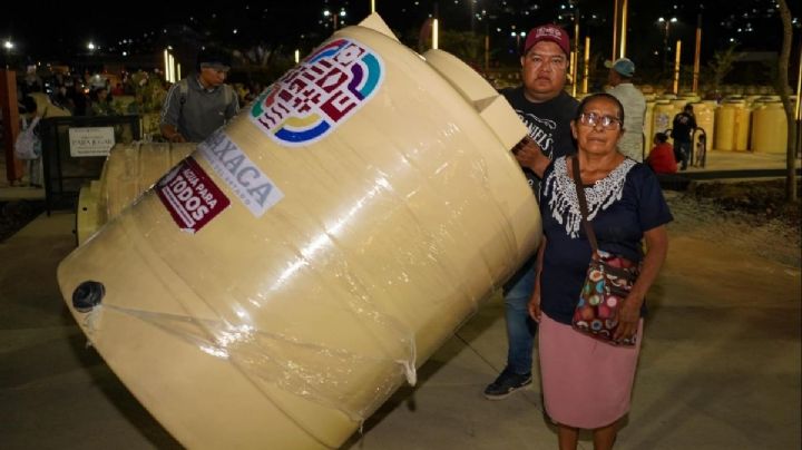 Tinacos gratis en Pochutla y Pinotepa Nacional ¿Cuándo los reparten?