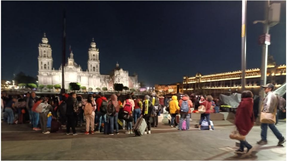La presidenta de México anunció el retiro de la iniciativa e informó que se mantiene el diálogo con maestros y maestras