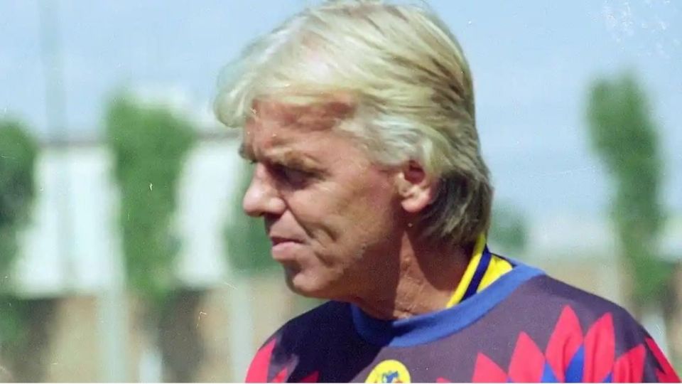 El director técnico tuvo a su cargo genios del futbol como Ruud Gullit, Hugo Sánchez, Dwight Yorke y François Omam-Biyik en su paso por el futbol