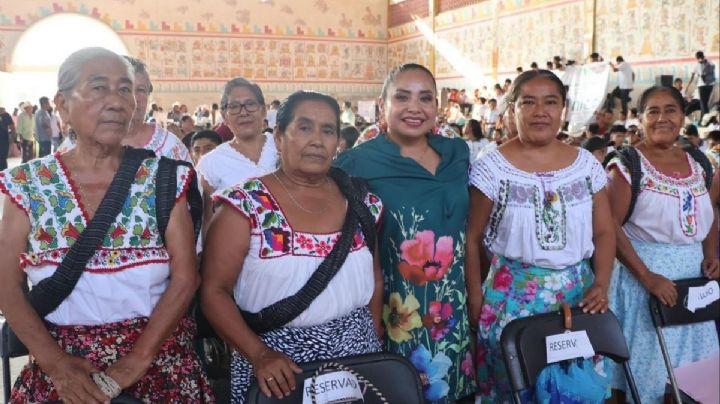 Programas del Bienestar exclusivos para mujeres de Oaxaca abrirán registro en abril; ¿cuáles son?