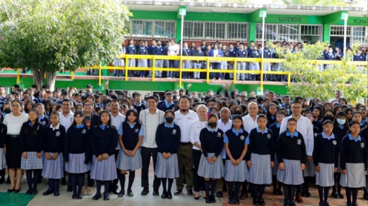 ¿Qué estudiantes de Oaxaca recibirán apoyo de la SEP de $1,215 para comprar uniformes en abril?