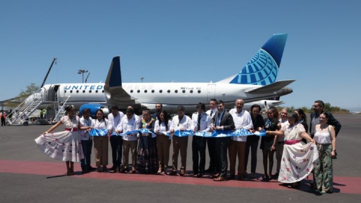 Aeropuerto de PUERTO ESCONDIDO recibe su primer vuelo internacional